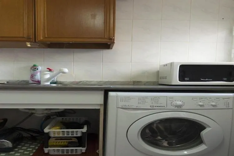 Nice Apartment In Roses Near Centre